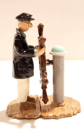 THEODORE POUSSIN A LA BARRE - figurine métal 8 cm